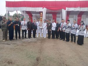 Sabet Juara di Beberapa Lomba Tingkat Kecamatan, Kades Kedung Boyong Piala Juara Umum