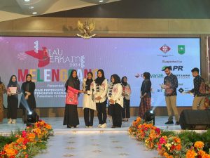 Hadiri Riau Berkain 2024 Pada Peringatan Hari Batik Nasional 2024, Kab. Kampar Bangga Punya Batik Khas Kampar