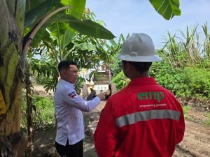 EMP Energi Gandewa Lakukan Perbaikan dan Perawatan Jalan di Desa Senamanenek