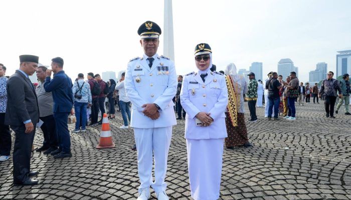 Presiden RI H. Prabowo Subianto Resmi Lantik Bupati Kampar Ahmad Yuzar, S.Sos, MT dan Wakil Bupati Kampar Dr. Hj. Misharti S.Ag, M.Si