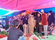 Wakil Bupati Kampar Dr. Misharti Tinjau Pasar Kuok Bersama OPD dan Camat