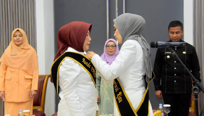 Tengku Nurheryani Resmi di lantik Menjadi Bunda Literasi Kampar