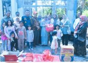 Wabup Kampar Misharti Serahkan Bantuan Untuk Korban Kebakaran