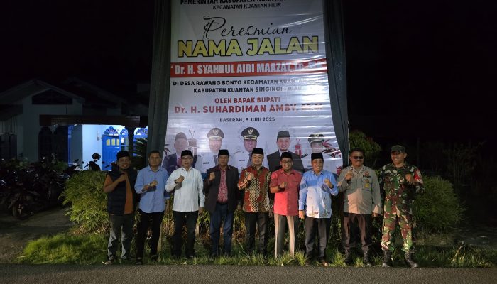 Jalan Penghubung Logas Tanah Darat-Kuantan Hilir Diberi Nama Syahrul Aidi Maazat oleh Pemkab Kuansing