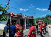 Diduga Konsleting Rumah Warga di Bangkinang Kota , Damkar dan PLN Cepat Tanggap Cegah Potensi Kebakaran