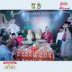 Kunjungi Stand Pameran Kampar, Gubernur Riau Cicipi Sate dan Es Tebak Khas Kampar.