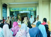 Pemkab Kampar Salurkan Bantuan di Kuok Periode Juni dan Juli Kepada 33.779 Masyarakat Kurang Mampu