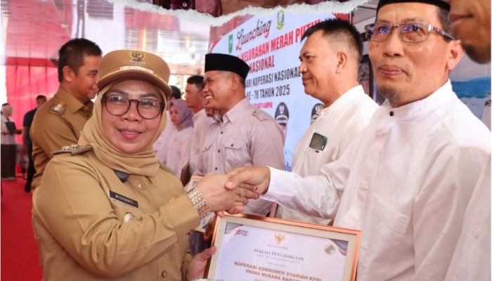 Koperasi Konsumen Syariah KPRI Prima Husada Barokah Kembali Raih Piagam Penghargaan “Koperasi Sehat” di Harkopnas ke-78 Kabupaten Kampar