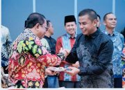 Bupati Kampar Ahmad Yuzar Hadiri Pisah Sambut Kajari Kampar, Sekaligus Terima Ucapan HUT  ke-57