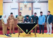 Bupati Kampar Hadiri Penandatanganan Nota Kesepakatan KUA-PPAS Perubahan APBD 2025 dan Penyampaian Ranperda Prioritas