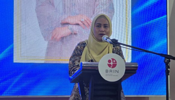 Dr Karmila Sari dan BRIN Edukasi Mahasiswa Polbeng tentang AI dalam Melawan Kejahatan Siber