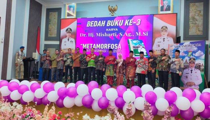 Wakil Bupati Kampar Dr Misharti Milad Ke 55 Sekaligus Luncurkan Buku ke-3 Berjudul “METAMORFOSA”
