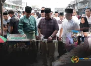 Resmikan Pasar Ramadan Pasir Pengaraian, Bupati Anton Dukung UMKM dan Borong Takjil