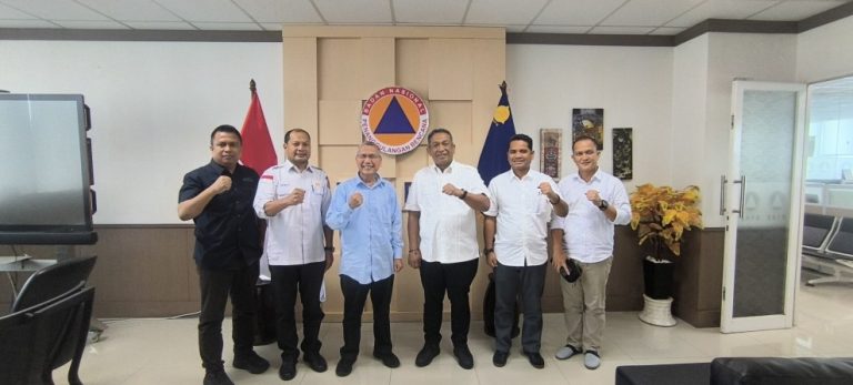 Banjir Rusak Insfratruktur di Rohul, Bupati Anton Langsung Koordinasi dengan BNPB