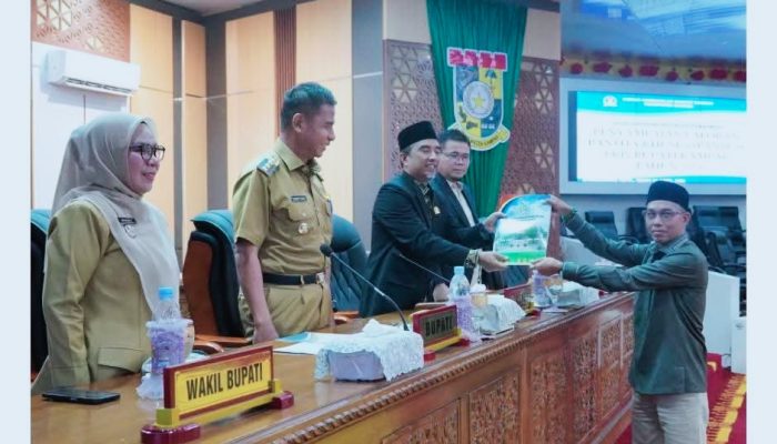 Rapat Paripurna DPRD,Pemerintah Kabupaten Kampar Siap Tindak Lanjuti Rekomendasi Pansus LKPJ 2025.