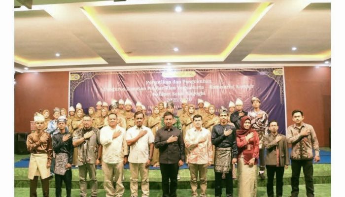 Bupati Kampar Lantik dan Kukuhkan Pengurus IPRY Komisariat Kampar