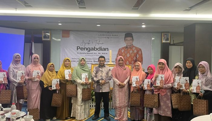Hendry Munief Luncurkan Buku Jejak 1 Tahun Pengabdian, Angkat Kinerja sebagai anggota DPR RI