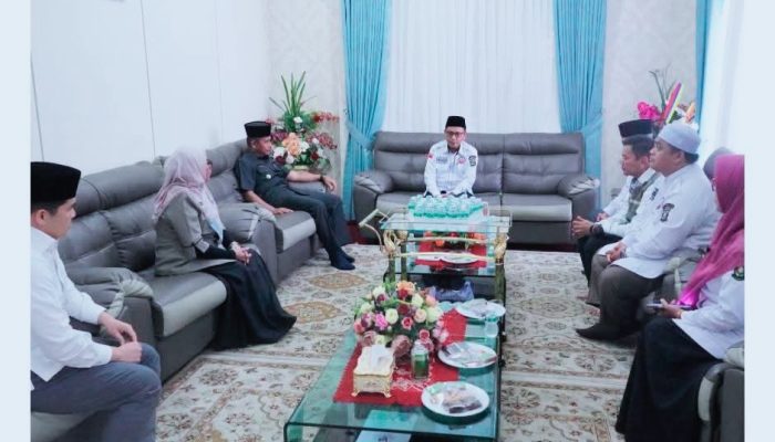 Bupati Kampar Ahmad Yuzar Terima Audiensi IKM Kampar, Dorong Penguatan Sinergi Daerah.