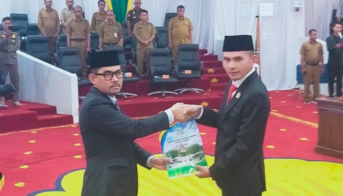Pelantikan dan Pengambilan Sumpah Idris Sebagai Anggota DPRD Kampar dari Fraksi PAN