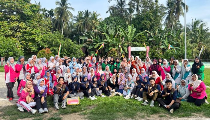 Pengabdian KUKERTA Berdampak Unri: Mahasiswa KUKERTA Unri Kenalkan Pemanfaatan Minyak Jelantah Menjadi Lilin Aromaterapi kepada Ibu PKK Se-Kecamatan Kuantan Hilir Seberang Kabupaten Kuantan Singingi