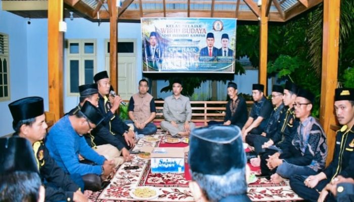 Ketua DPRD Kampar bersama Dinas Parbud Kampar Buka Secara Resmi Kelas Belajar Wirid Budaya Adat Istiadat Kampar