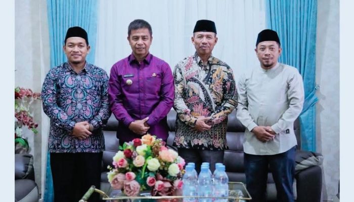 Bupati Kampar Sambut Silaturahmi Pimpinan Ponpes Gontor Putri 7, Terkait Peringatan 100 Tahun Pondok Modern Gontor