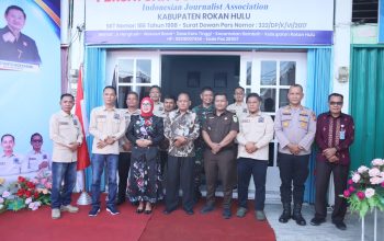 Peringatan HUT ke‑28 PJI Rokan Hulu: Resmikan Sekretariat Baru, Teguhkan Komitmen Jaga Marwah Pers.