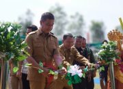 Dekatkan Pelayanan Adminduk, Bupati Kampar Launching/Resmikan Mobil Keliling Disdukcapil di Pandau Jaya