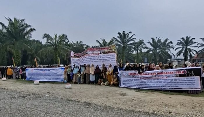 Tiga Forum Desa Senama Nenek Titipkan Harapan kepada Bupati Kampar